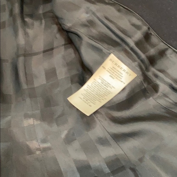 Burberry Cashmere/Wool blend Knee Length Trench. - Picture 8 of 12